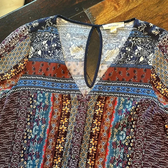 One The Land Boho top EUC Free with 2 item bundle! - Picture 2 of 8